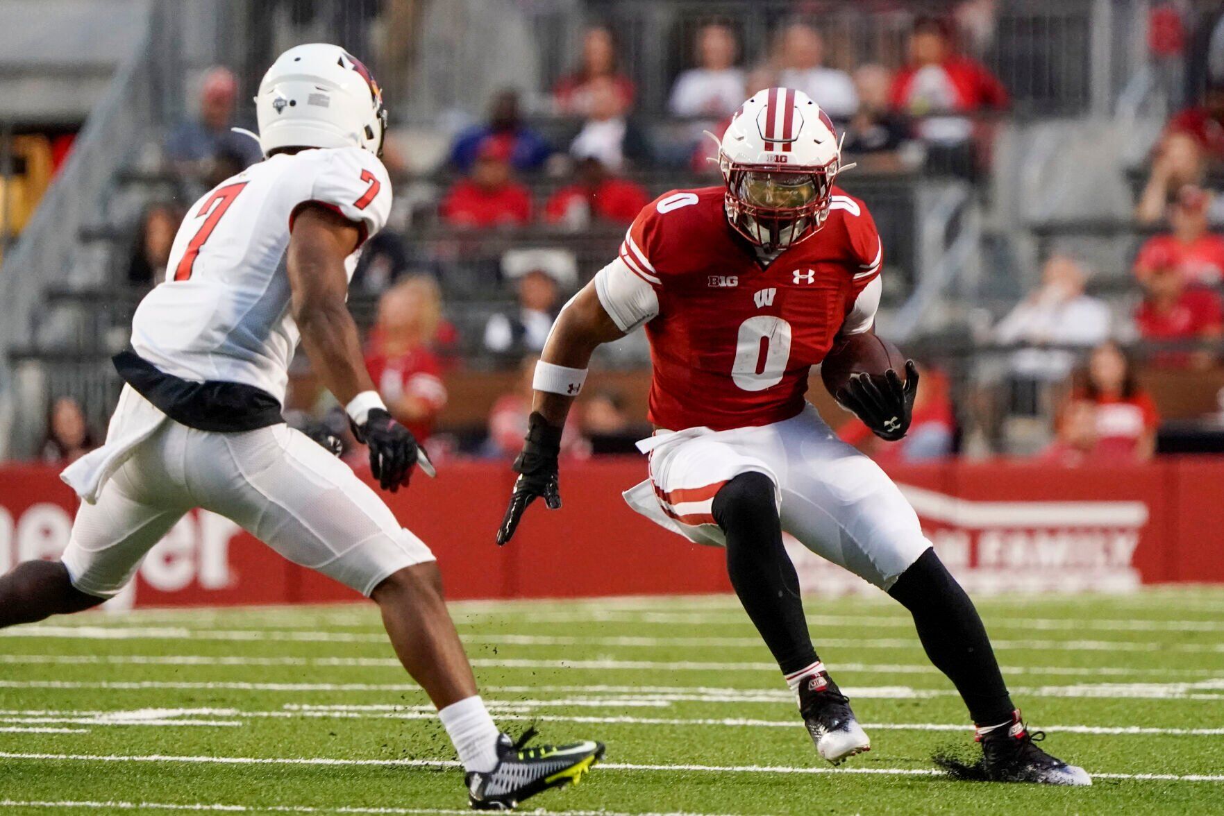 Illinois Saint Wisconsin football